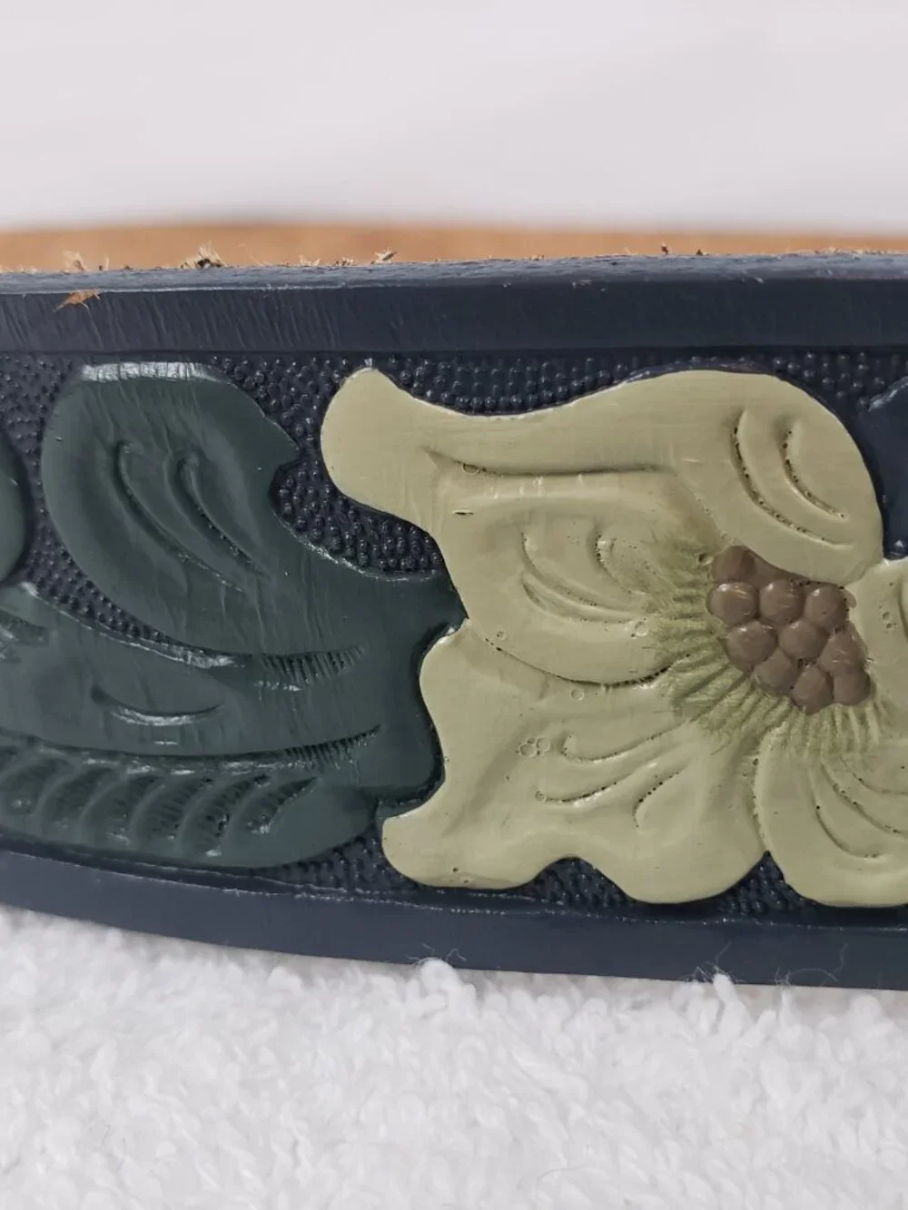 Beth Frank Hand‑Tooled Leather Belt – Floral Design – Size 36